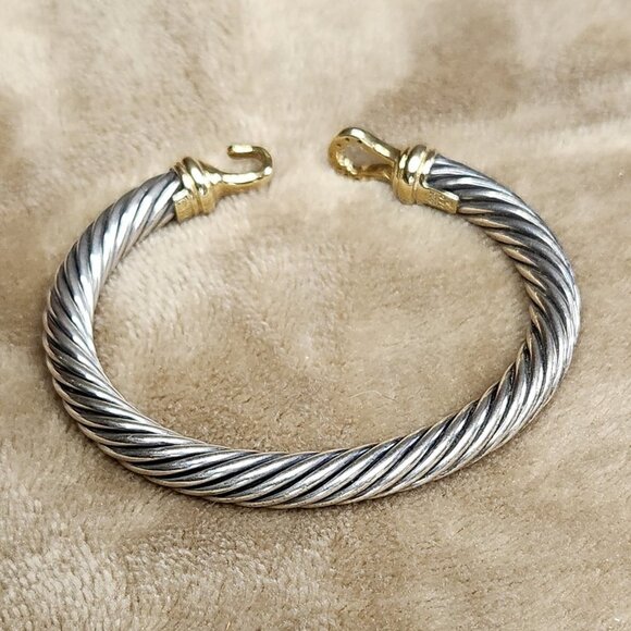 David Yurman Sterling Silver & 18K Yellow Buckle Bangle Bracelet - Picture 1 of 7